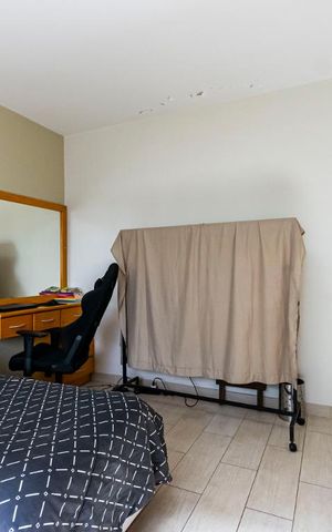 Casa à venda com 336m², 5 quartos e 3 vagasQuarto 1