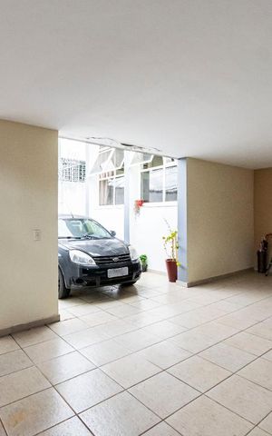 Casa à venda com 336m², 5 quartos e 3 vagasGaragem