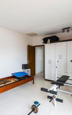 Casa à venda com 336m², 5 quartos e 3 vagasEdícula - Quarto 4