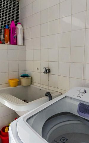 Casa à venda com 336m², 5 quartos e 3 vagasEdícula - Área de serviço