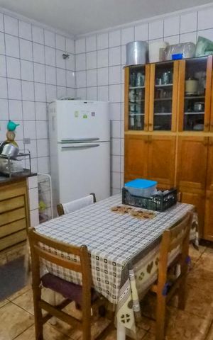 Casa à venda com 170m², 3 quartos e 2 vagasCozinha