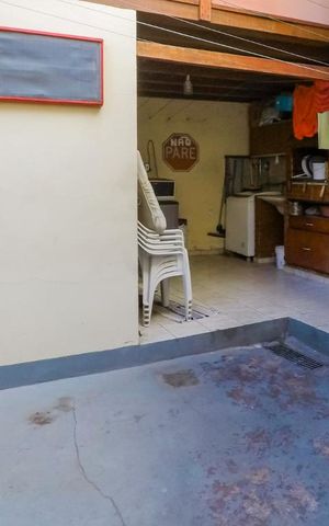 Casa à venda com 170m², 3 quartos e 2 vagasQuintal