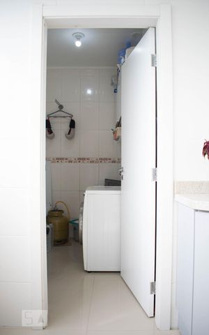 Apartamento para alugar com 92m², 2 quartos e sem vagaÁrea de Serviço