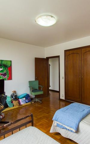 Apartamento à venda com 200m², 3 quartos e 1 vagaQuarto 2