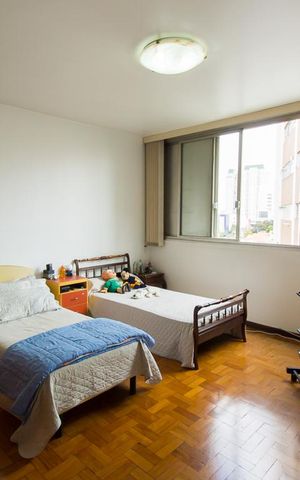 Apartamento à venda com 200m², 3 quartos e 1 vagaQuarto 2