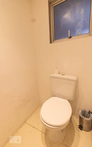 Casa à venda com 480m², 4 quartos e 6 vagas Casa à venda com 480m², 4 quartos e 6 vagasLavabo
