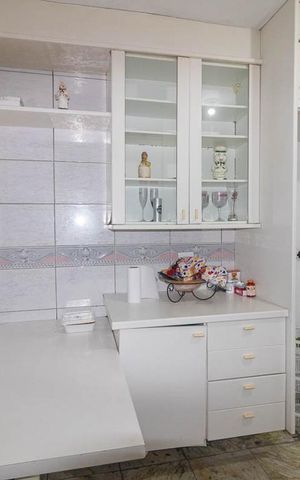 Casa à venda com 480m², 4 quartos e 6 vagas Casa à venda com 480m², 4 quartos e 6 vagasCozinha