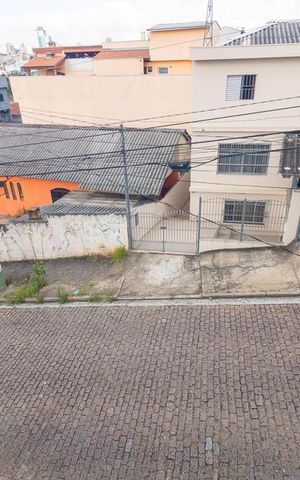 Casa à venda com 480m², 4 quartos e 6 vagas Casa à venda com 480m², 4 quartos e 6 vagasVaranda Suíte 3