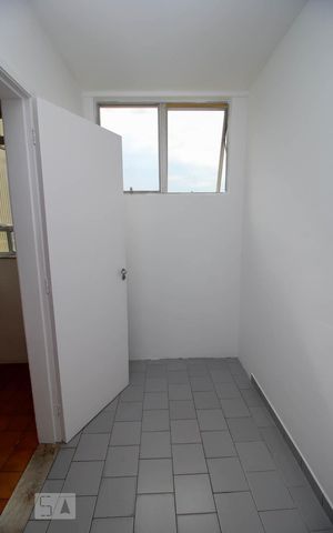 Apartamento para alugar com 98m², 3 quartos e 1 vaga Apartamento para alugar com 98m², 3 quartos e 1 vagaQuarto de Serviço