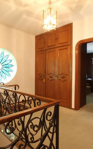 Casa à venda com 469m², 3 quartos e 4 vagasCorredor