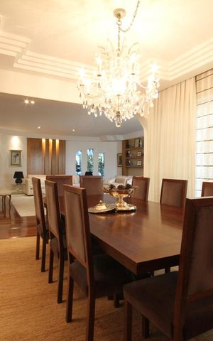 Casa à venda com 469m², 3 quartos e 4 vagasSala