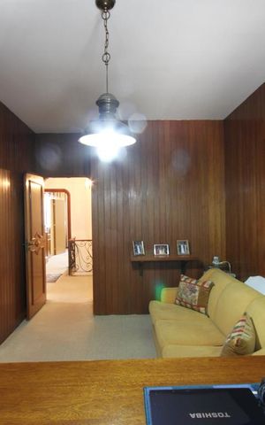 Casa à venda com 469m², 3 quartos e 4 vagasEscritório