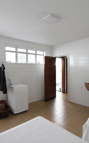 Casa à venda com 469m², 3 quartos e 4 vagasÁrea de serviço