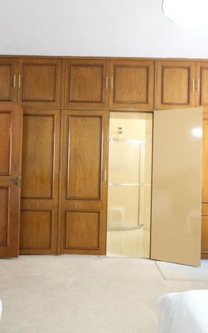 Casa à venda com 469m², 3 quartos e 4 vagasSuíte 1