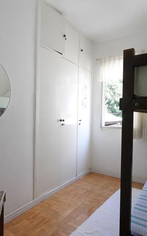 Casa à venda com 469m², 3 quartos e 4 vagasQuarto de serviço 2