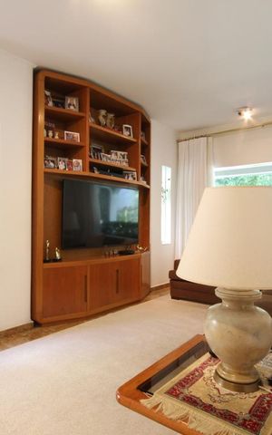 Casa à venda com 469m², 3 quartos e 4 vagasSala de Tv