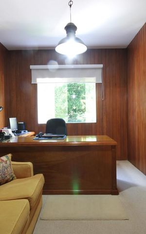Casa à venda com 469m², 3 quartos e 4 vagasEscritório