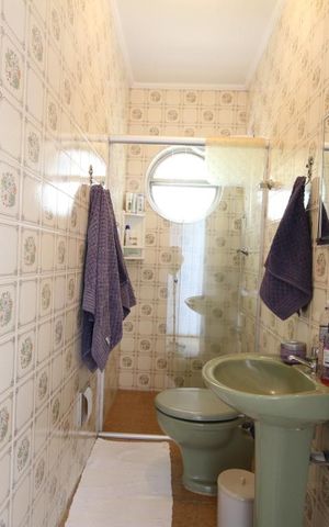 Casa à venda com 469m², 3 quartos e 4 vagasBanheiro de serviço