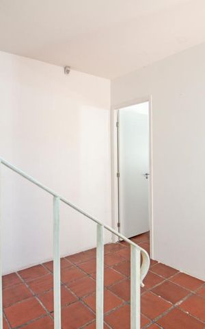 Casa à venda com 160m², 3 quartos e 2 vagas Casa à venda com 160m², 3 quartos e 2 vagas Sala