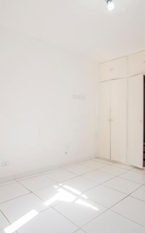 Casa à venda com 160m², 3 quartos e 2 vagas Casa à venda com 160m², 3 quartos e 2 vagasSuite