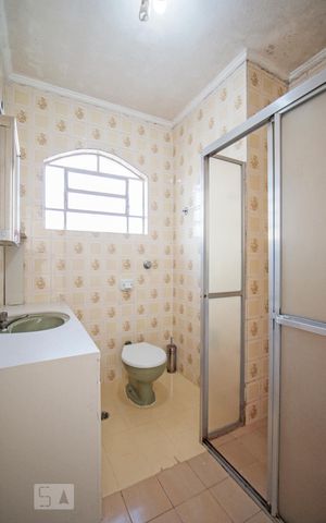 Casa à venda com 160m², 3 quartos e 2 vagas Casa à venda com 160m², 3 quartos e 2 vagasBanheiro da Suite