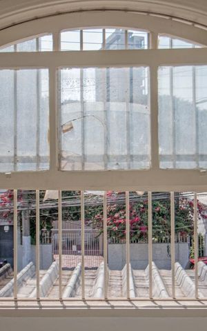 Casa à venda com 160m², 3 quartos e 2 vagas Casa à venda com 160m², 3 quartos e 2 vagasJanela da Suite
