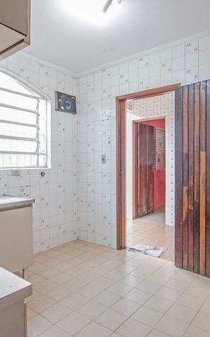 Casa à venda com 160m², 3 quartos e 2 vagas Casa à venda com 160m², 3 quartos e 2 vagasCozinha