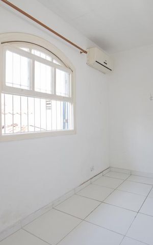 Casa à venda com 160m², 3 quartos e 2 vagas Casa à venda com 160m², 3 quartos e 2 vagasQuarto 1