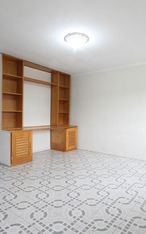 Casa para alugar com 460m², 4 quartos e 2 vagasSala TV