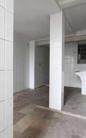 Casa para alugar com 460m², 4 quartos e 2 vagasÁrea de serviço