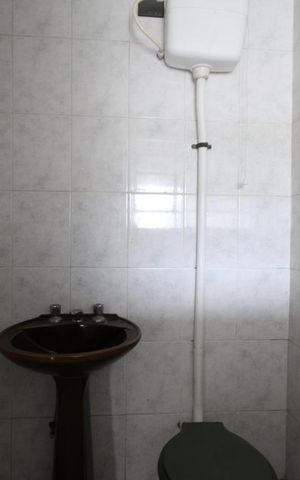 Casa para alugar com 460m², 4 quartos e 2 vagasBanheiro de serviço
