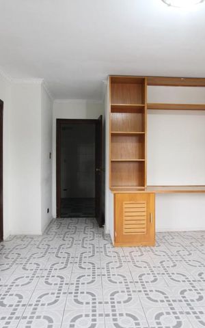 Casa para alugar com 460m², 4 quartos e 2 vagasSala TV