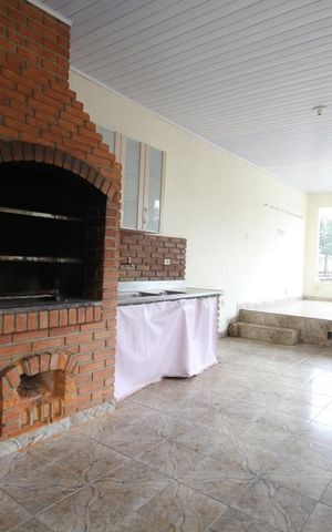 Casa para alugar com 460m², 4 quartos e 2 vagasChurrasqueira