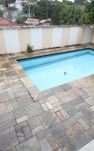 Casa para alugar com 460m², 4 quartos e 2 vagasPiscina