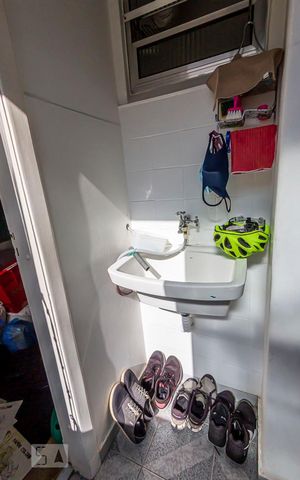 Apartamento à venda com 85m², 3 quartos e sem vagaÁrea de serviço