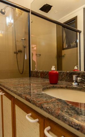 Apartamento para alugar com 140m², 3 quartos e 3 vagas Apartamento para alugar com 140m², 3 quartos e 3 vagasBanheiro 3