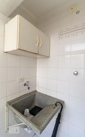 Apartamento à venda com 96m², 2 quartos e sem vaga Apartamento à venda com 96m², 2 quartos e sem vagaÁrea de serviço