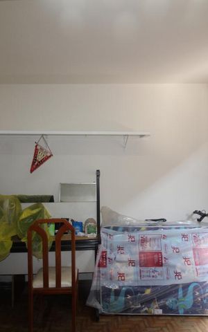 Casa à venda com 500m², 3 quartos e 7 vagasEdicula quarto serviço