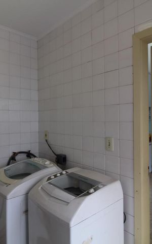 Casa à venda com 500m², 3 quartos e 7 vagasÁrea serviço