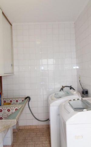Casa à venda com 500m², 3 quartos e 7 vagasÁrea serviço