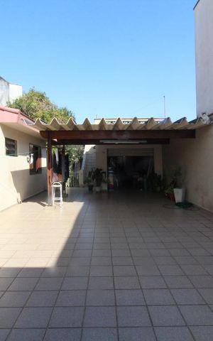 Casa à venda com 500m², 3 quartos e 7 vagasGaragem