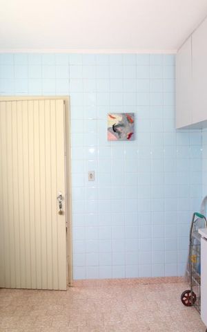 Casa à venda com 500m², 3 quartos e 7 vagasEdicula cozinha