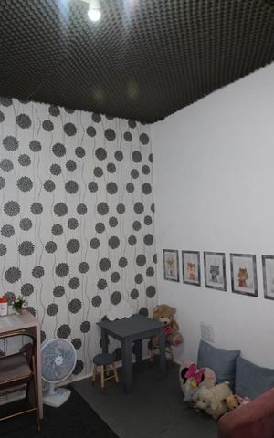 Casa à venda com 240m², 4 quartos e 3 vagasStudio 