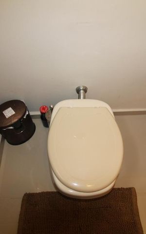 Casa à venda com 240m², 4 quartos e 3 vagasBanheiro 1 lavabo
