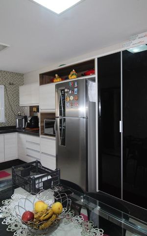 Casa à venda com 240m², 4 quartos e 3 vagasCozinha