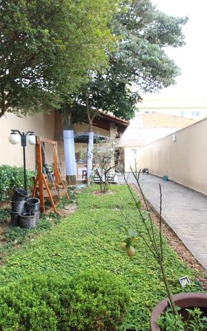 Casa à venda com 240m², 4 quartos e 3 vagasJardim