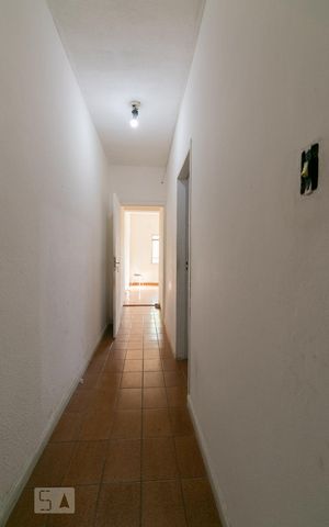 Casa à venda com 80m², 2 quartos e sem vagaCorredor