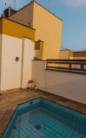 Apartamento à venda com 281m², 4 quartos e 2 vagas Apartamento à venda com 281m², 4 quartos e 2 vagasPiscina Privativa