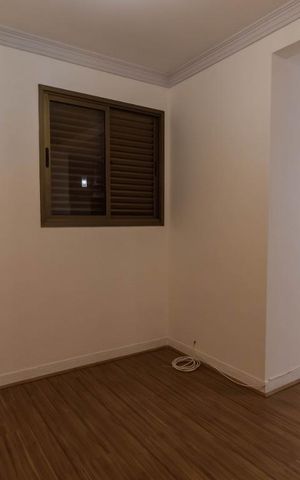 Apartamento à venda com 281m², 4 quartos e 2 vagas Apartamento à venda com 281m², 4 quartos e 2 vagasSala de Estar