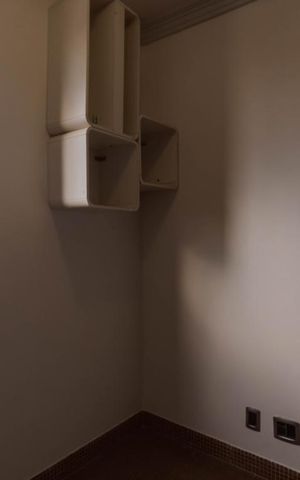 Apartamento à venda com 281m², 4 quartos e 2 vagas Apartamento à venda com 281m², 4 quartos e 2 vagasQuarto 1